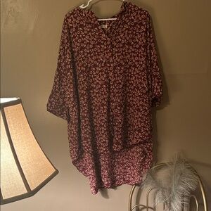 Natural Life Burgundy Floral Tunic Top